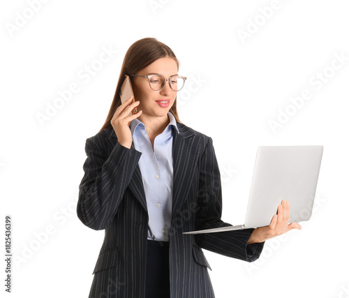 Beautiful young businesswom...