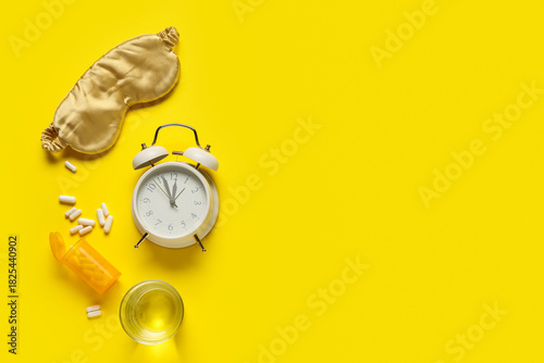 Melatonin pills with glass ...