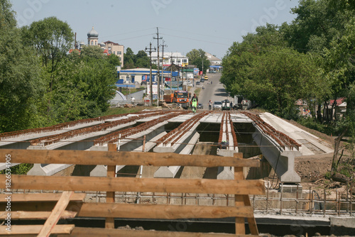 Wallpaper Mural Malyn bridge reconstruction after Russian attacks Torontodigital.ca