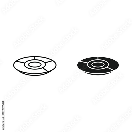 Two circular diagrams divided into four segments one outlined and one filled