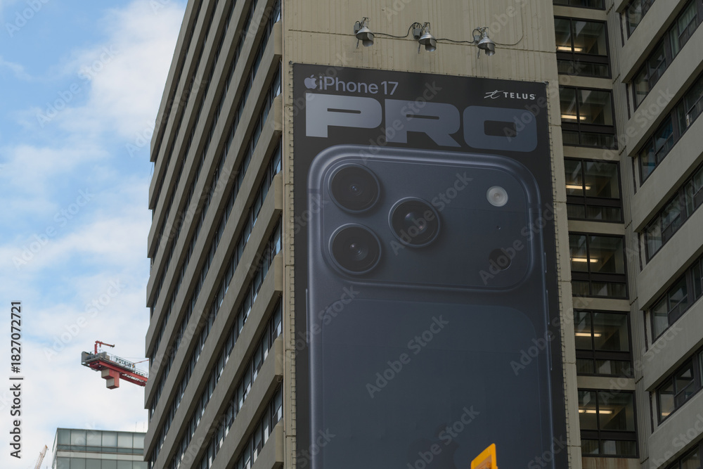 Obraz premium iPhone banner promoting latest technology in Toronto
