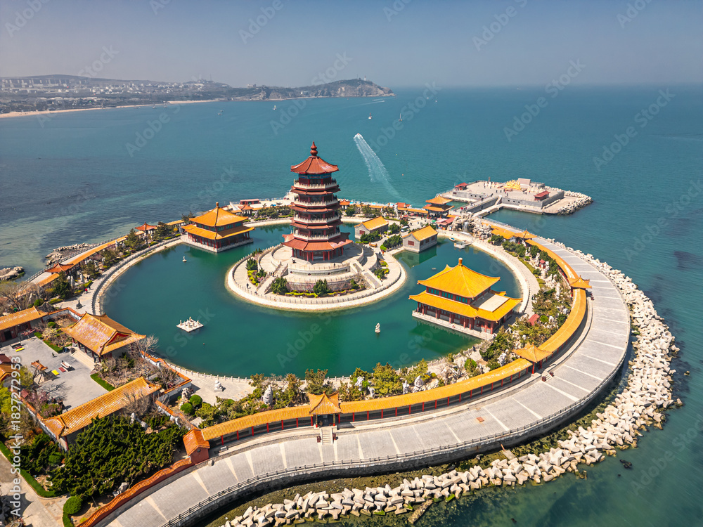 Φωτογραφία Eight Immortals Crossing the Sea and Welcoming the Immortals Pavilion, Penglai,