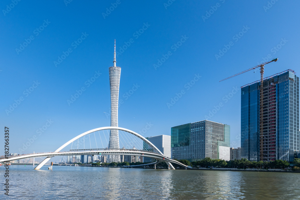 Obraz premium Guangzhou Tower and Haixin Bridge, landmark buildings in Guangzhou, China