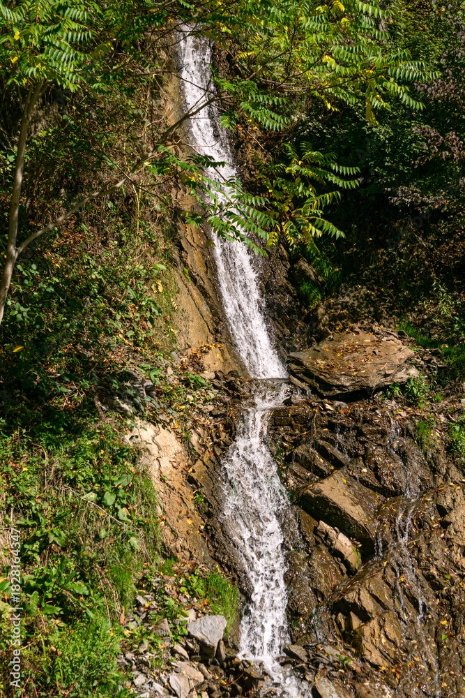 Obraz premium Waterfall in the park of the city of Borjomi in Georgia, October 2025.