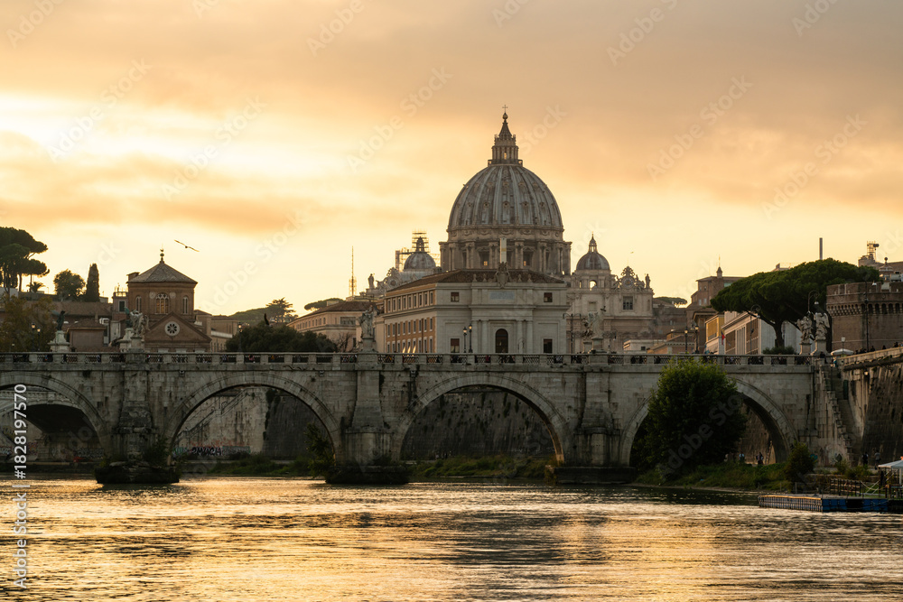 Fototapeta premium Stunning Sunset View of St. Peters Basilica in Rome, Italy