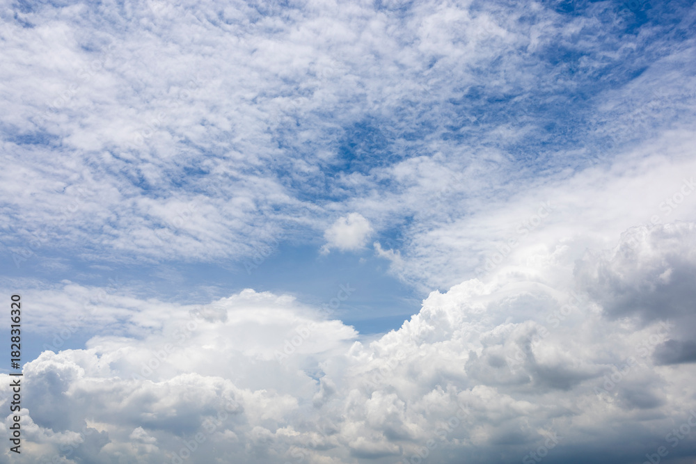 Fototapeta premium Stratocumulus clouds in the blue sky background