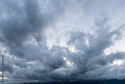 Bild auf Leinwand 美しい曇り空