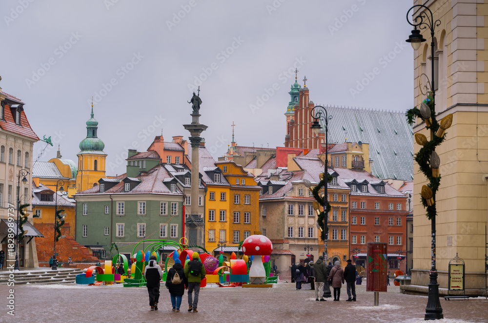 Obraz premium 2025-02-16; winter Warsaw Market Square, Poland
