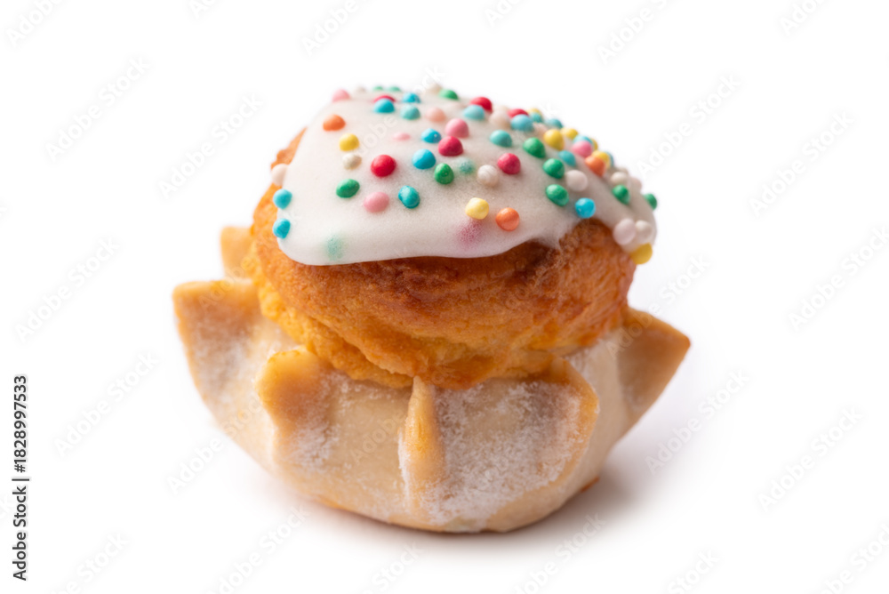 Fototapeta premium Pardulas, tipico dolce pasquale della Cucina Sarda, con zafferano e ricotta 