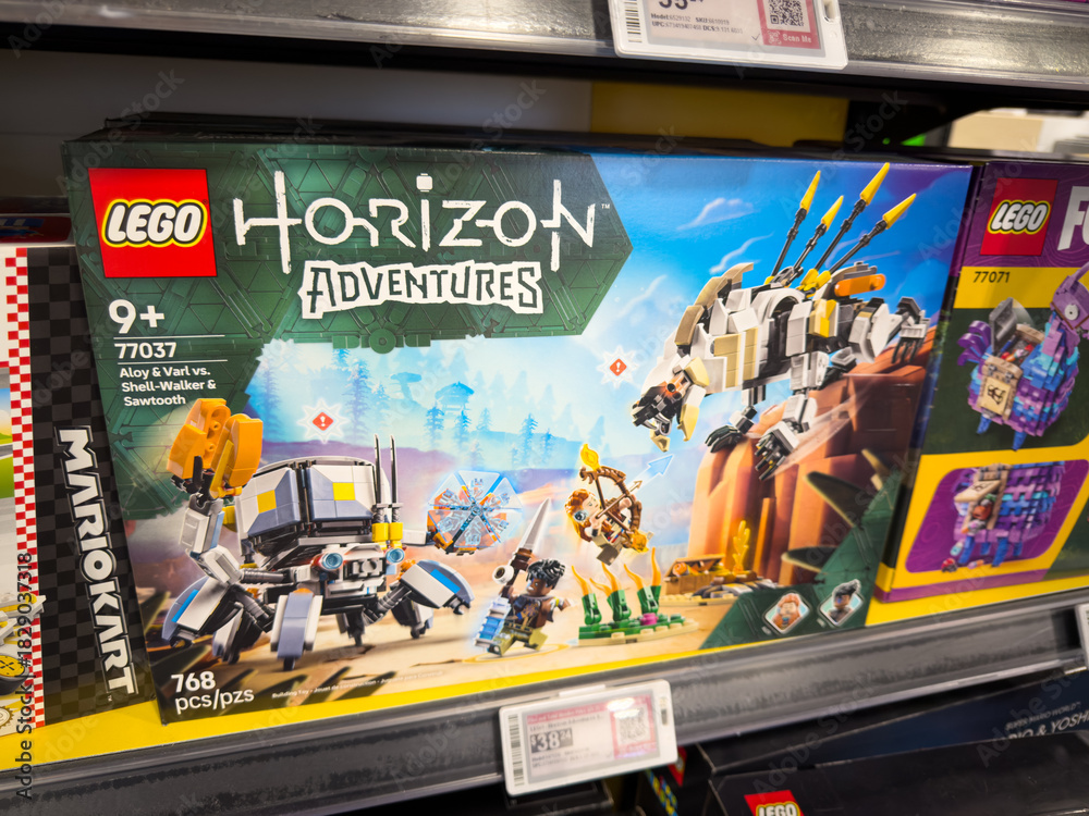 Obraz premium Lego Horizon Adventures Building Set Display