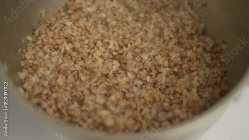 cooking buckwheat porridge