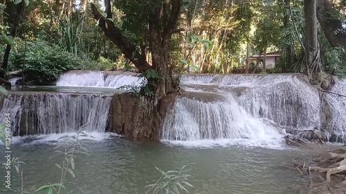 KroengKrawiaWaterfall03