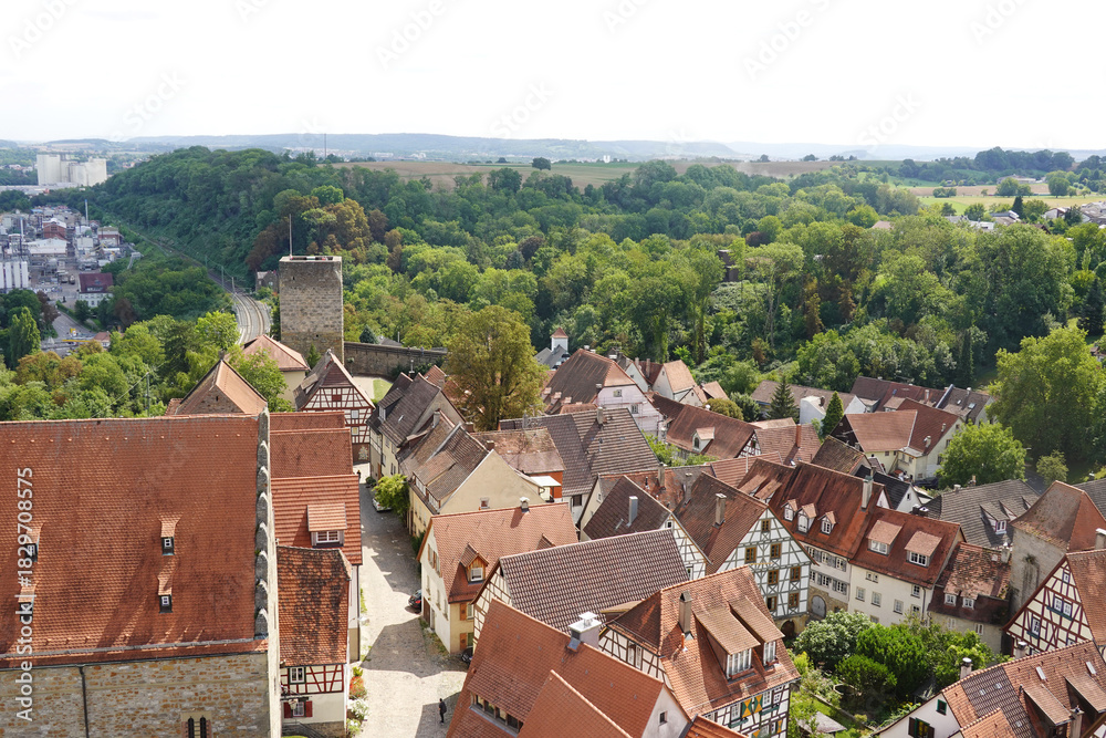 Obraz premium The view of the old town of Bad Wimpfen opening from the Blue tower, Germany 