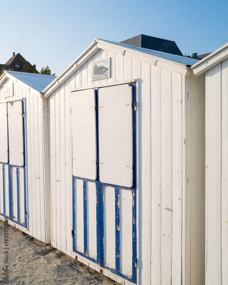 Fototapeta premium changing cabins on the beach