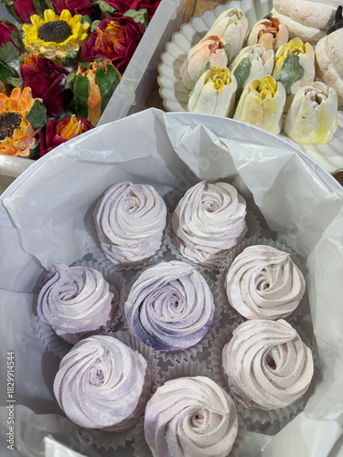 Homemade marshmallow of different types, Marshmallow flowers, tulips and roses, Hat box with classic marshmallow