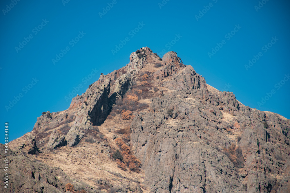 Fototapeta premium mountain peaks in the caucasus mountains
