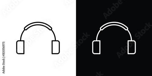 Headset icon. Editable Vector symbols. Set of line icons on white background.