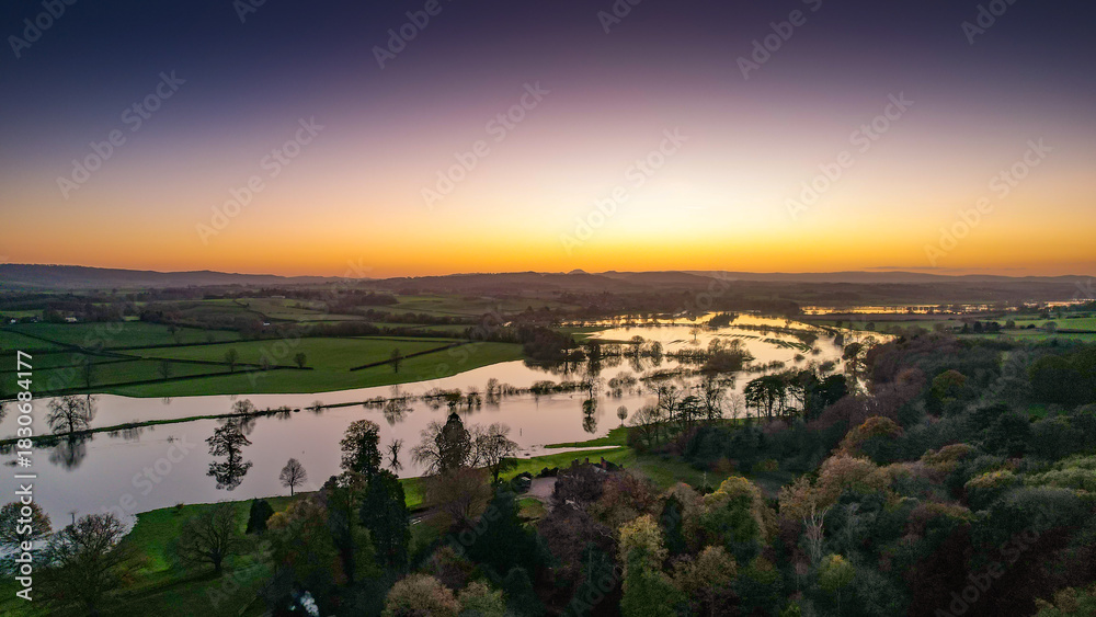 Fototapeta premium River Severn Flooding at leighton 25