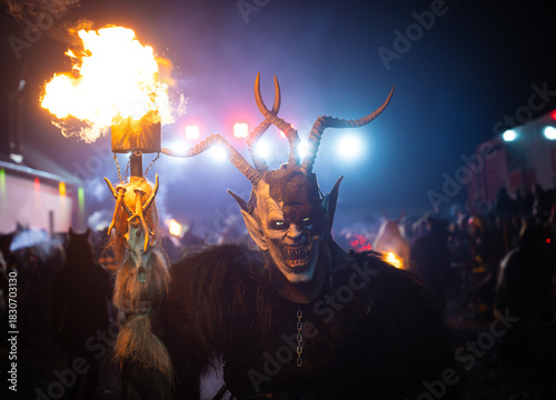 Lachender Hörnerdemon