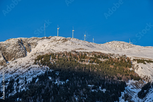Windräder auf dem Gütsch, ob Andermatt, Kanton Uri, Schweiz