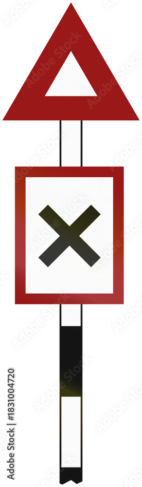 Obraz premium Historic Indian road sign assembly from the 1950s - Crossroads ahead