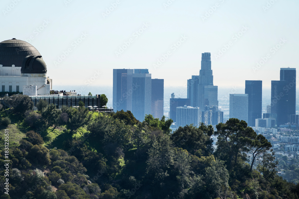 Obraz premium Hilltop view of Griffith Park Observatory overlooking downtown towers in Los Angeles California, 