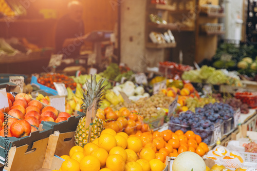 Tableau sur toile Market stall selling fresh fruits and vegetables