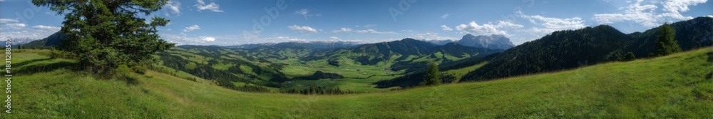 Fototapeta premium Breathtaking hdr panoramic landscape view in nature's serenity