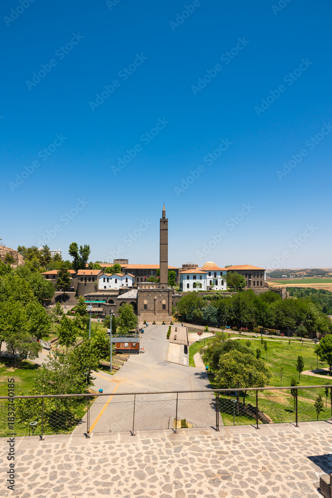 Fototapeta premium Diyarbakir. Hazreti Suleyman Mosque and Diyarbakir Museum