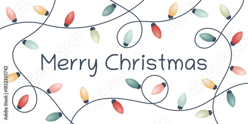 Merry Christmas - Schriftzug in englischer Sprache - Frohe Weihnachten. Grußkarte mit bunten Lichterketten.