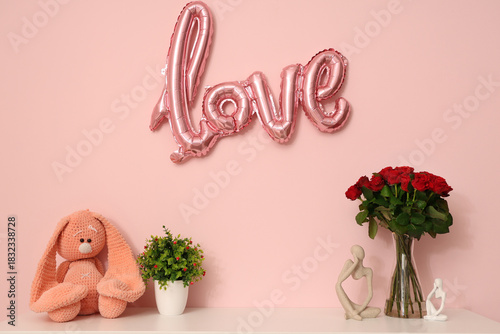 Beautiful roses bouquet wit...
