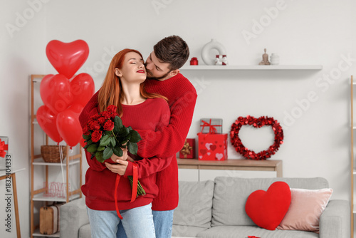 Beautiful young happy coupl...