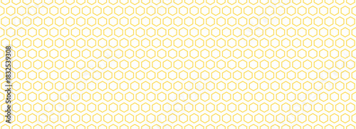 Seamless honeycomb pattern texture. Golden honey beehive mosaic shape wallpaper. Yellow repeated hexagon line grid background. Repeating outline geometric hexagonal structure. Vector backdrop