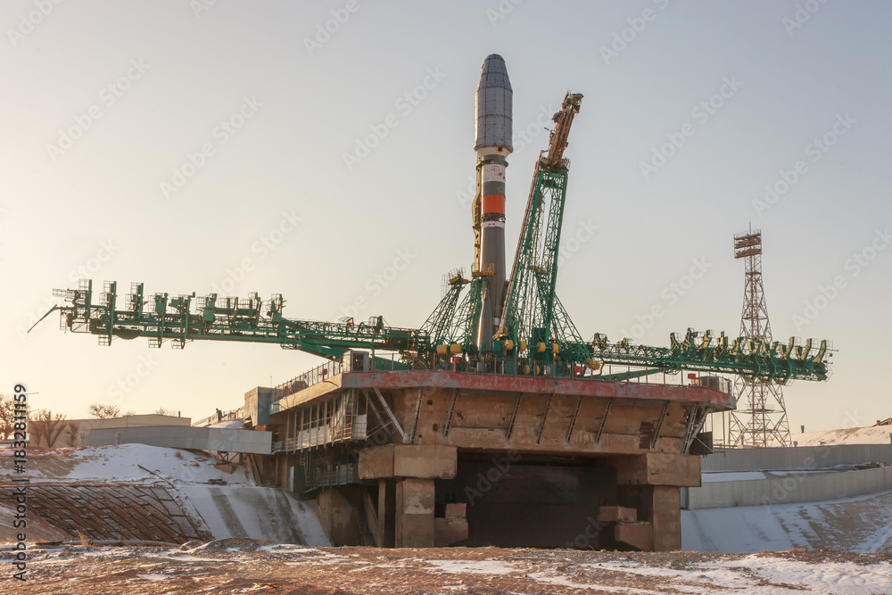 Fototapeta premium The launch of a space rocket from the launch pad. The rocket delivers cargo to the space station.