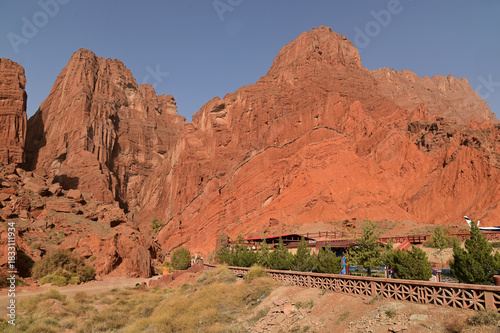 The Tianshan Grand Canyon or Kesileya Grand Canyon is a stunning natural feature in Xinjiang, China, characterized by its distinctive red canyons, formed by millions of years of wind and rain erosion.