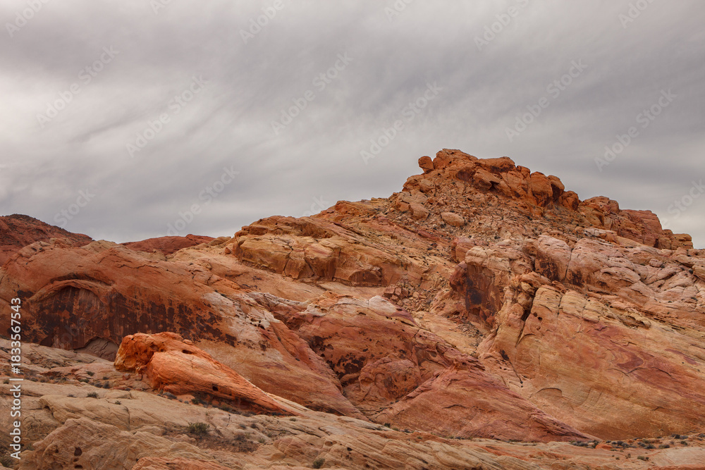 Fototapeta premium Desert Landscape Rock Formations Red Sandstone Arid Wilderness