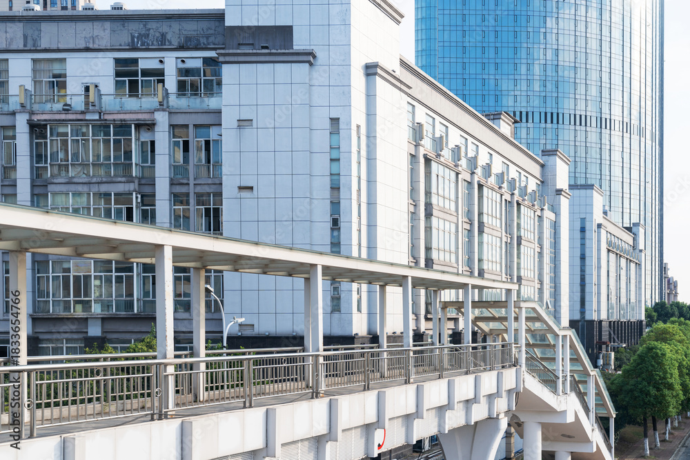Fototapeta premium modern overhead pedestrian bridge