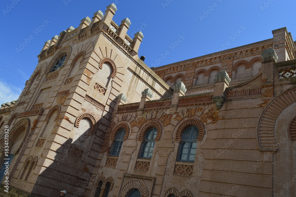 Fototapeta premium Arquitetura do Gran Teatro Falla em Cadiz na Espanha
