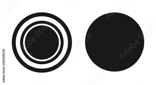 Black and White Circle Icons: Solid and Concentric Ring Designs
