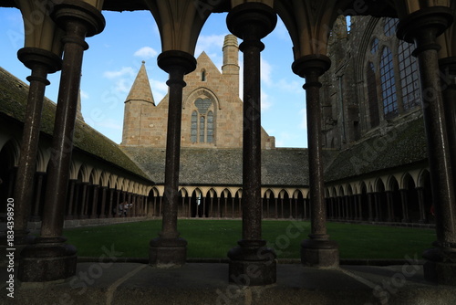 mount saint michel, normandie, france