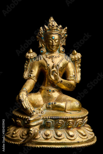 statuette dorée de Shiva de la religion indienne