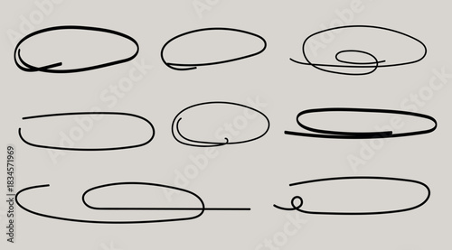 Handdrawn doodle circle highlight set collection