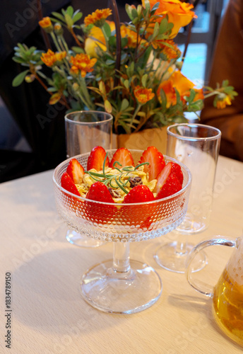 korea cafe strawberry dessert yogurt creamcheese
