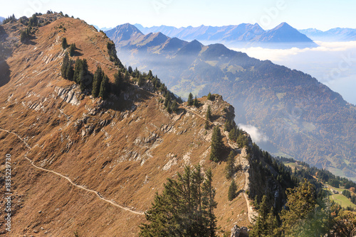 Wanderregion um die Schynige Platte im Berner Oberland; Blick vom Oberberghorn auf den Kammweg zur Daube