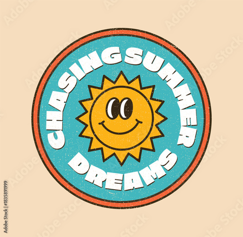 Retro Chasing Summer Dreams circular badge with a smiling sun icon and distressed vintage texture.