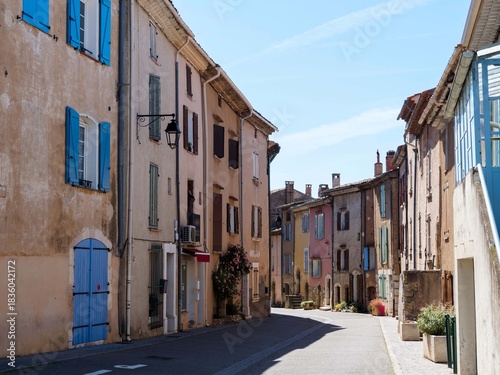 Photos Old village of Régusse