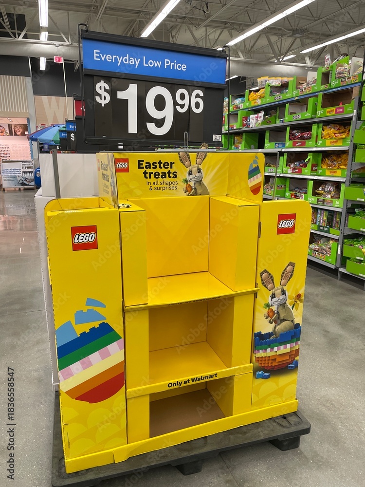 Obraz premium Walmart retail store 2025 Empty Lego display Easter