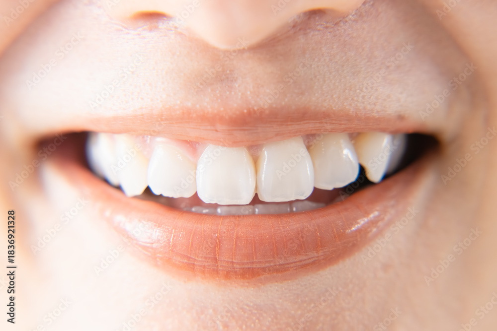 Obraz premium 歯並びの良い女性 ビューティーイメージ