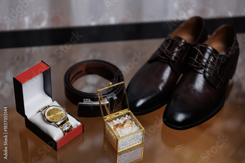 wooden_cross_0_crucifix_0_bible_0