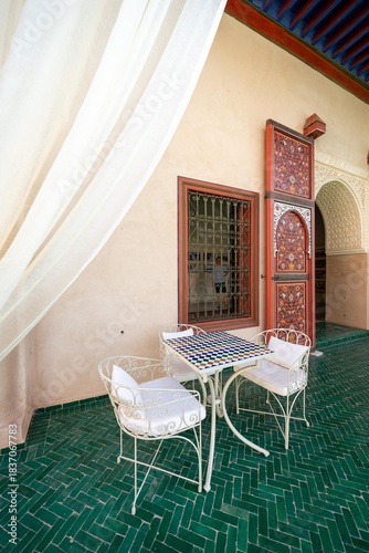 Cuadro en lienzo Jardin secret, Médina, Marrakech, Maroc